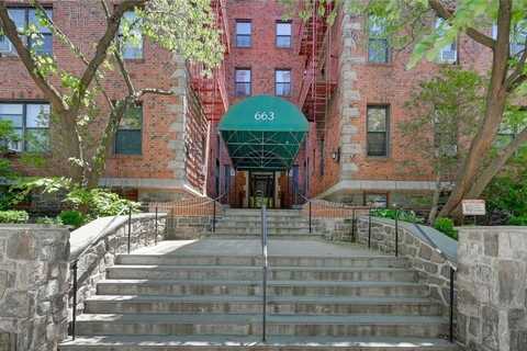 663 LOCUST ST APT 1E, MOUNT VERNON, NY 10552