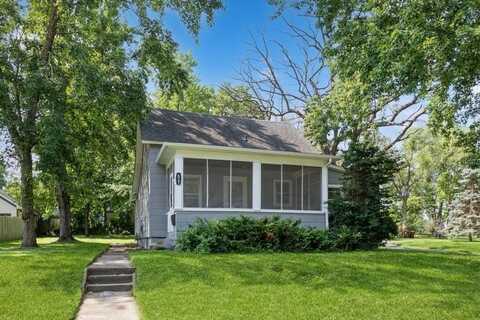 627 7TH STREET W, HASTINGS, MN 55033