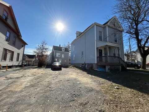 318 CHURCH ST, POUGHKEEPSIE, NY 12601