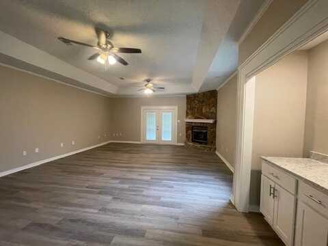 9177 TEAKWOOD DRIVE, BASTROP, LA 71220