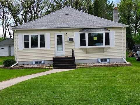 105 ATLANTIC AVENUE E, BADGER, MN 56714