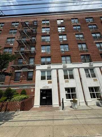 17545 88 AVE UNIT 4M, Jamaica, NY 11432