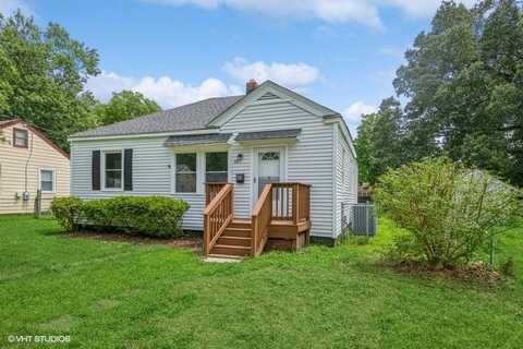 40 CAVALIER RD, HAMPTON, VA 23669