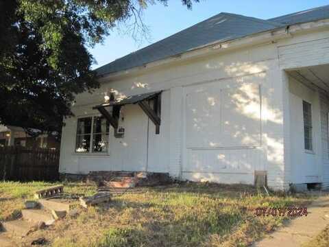 710 HAZEL, TEXARKANA, AR 71854