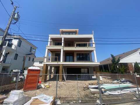 2 Dolphin Dr, Margate City, NJ 08402