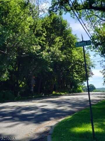0 Oxford St, Belvidere, NJ 07823