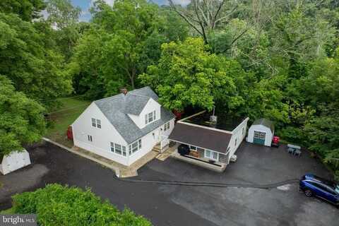 10 INDIAN HEAD ROAD, COLLEGEVILLE, PA 19426