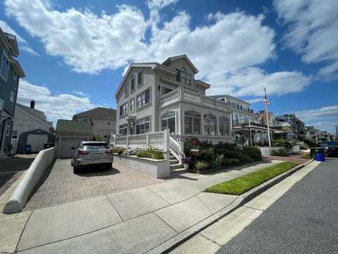 110 S Kenyon Ave, Margate City, NJ 08402