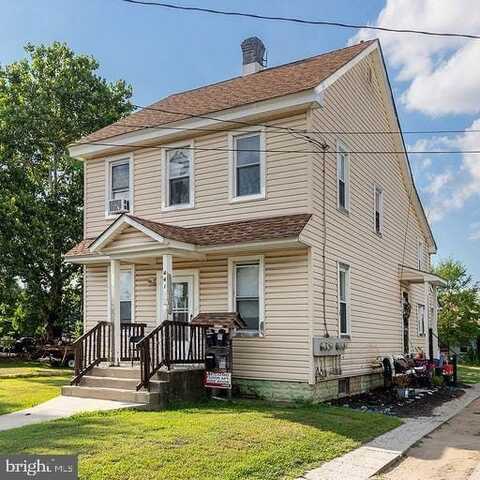 441 W BROAD STREET, PAULSBORO, NJ 08066