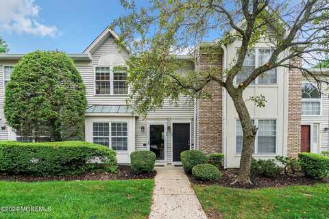 69 Arlington Court, Holmdel, NJ 07733