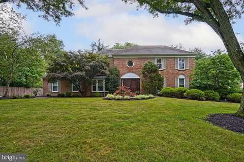 4 BENNINGTON DRIVE, LAWRENCE, NJ 08648