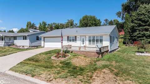 305 1st Avenue, Portsmouth, IA 51565