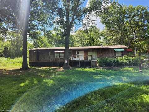 1960 State Line RD, Arkoma, OK 74901