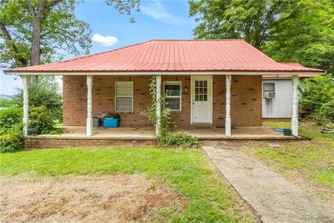 933 Serviceberry RD, Mountainburg, AR 72946