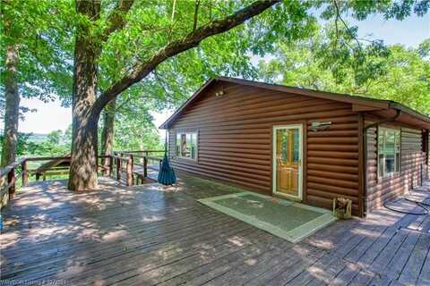 11018 Locust Mountain RD, Mountainburg, AR 72946