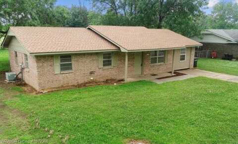 904 9th ST, Stigler, OK 74462