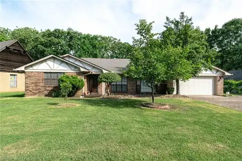 10323 Meandering WY, Fort Smith, AR 72903