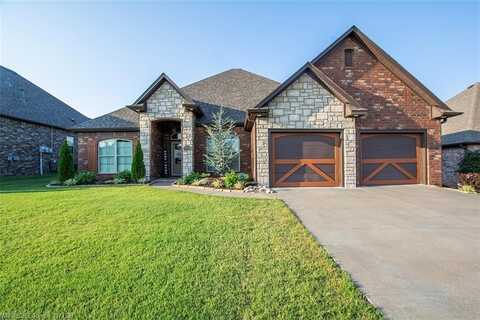 8411 Silverstone CT, Fort Smith, AR 72916