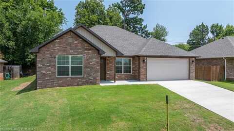 1724 N 32, Fort Smith, AR 72903