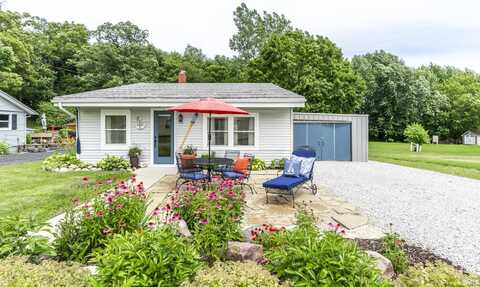 7205 S 200 E, Wolcottville, IN 46795