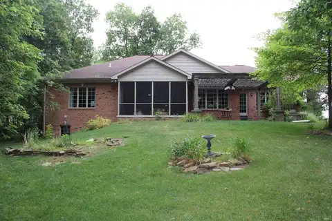 105 Wabash Valley Drive, Geneva, IN 46740