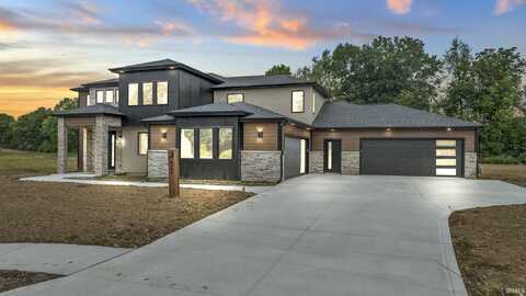 522 Contour Cove, Huntertown, IN 46748