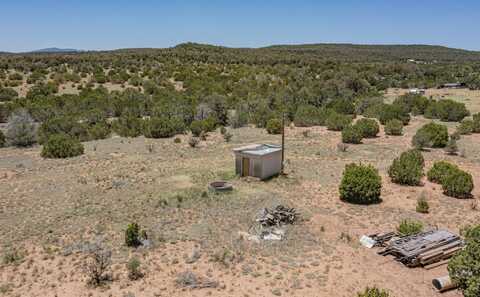 160 La Para Road, Estancia, NM 87016