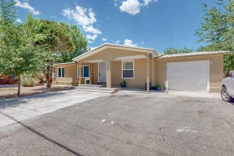 2909 Leopoldo Road NW, Albuquerque, NM 87104