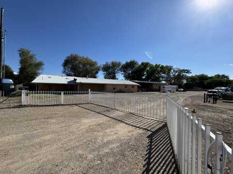 57 Edmundo Road, Belen, NM 87002