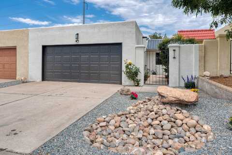 12121 Calle Zagal NE, Albuquerque, NM 87111