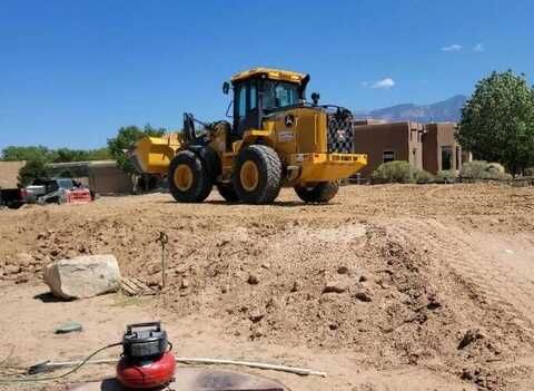 607 Avenida los Suenos, Bernalillo, NM 87004