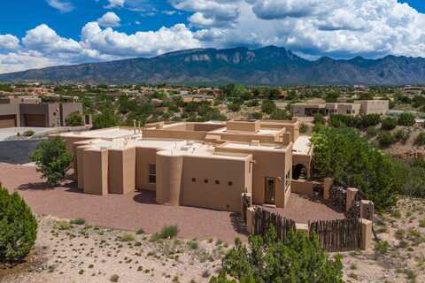 7 Tiwa Trail, Placitas, NM 87043