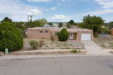 5709 Avenida La Mirada Place NW, Albuquerque, NM 87114