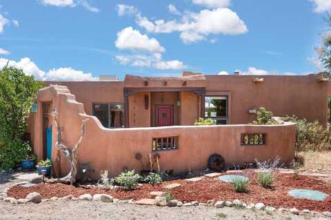 6 LAS HUERTAS Road, Placitas, NM 87043