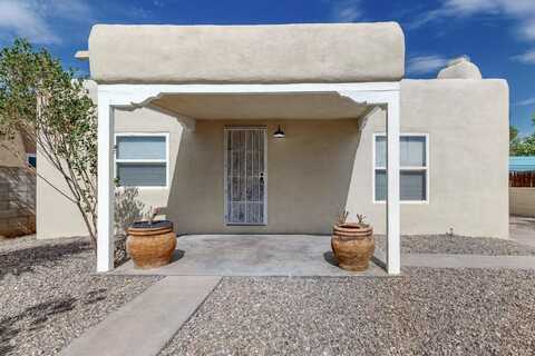 2211 7th Street NW, Albuquerque, NM 87102