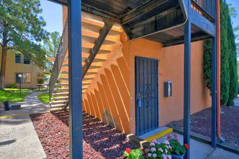 2800 VAIL Avenue SE, Albuquerque, NM 87106