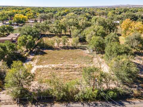 W Meadowlark Lane, Corrales, NM 87048