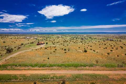 568 B Horton Road, Edgewood, NM 87015