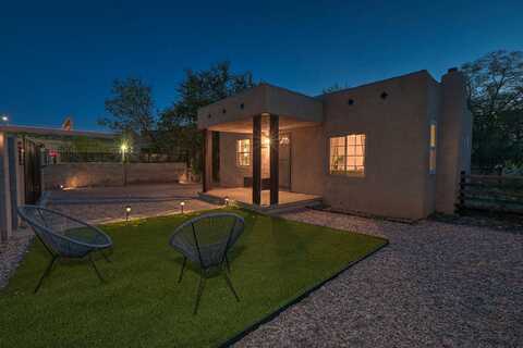 2209 7th Street NW, Albuquerque, NM 87102