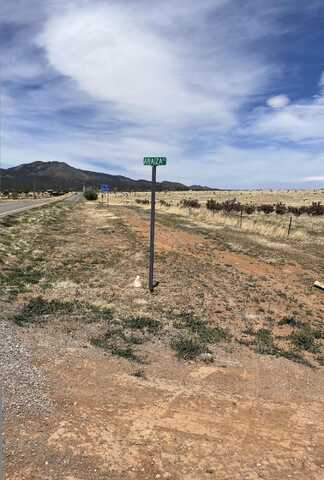 7 Araiza Rd Road, Edgewood, NM 87015