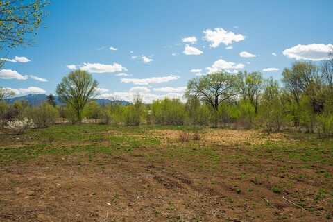 426 Gomez Ranch Road, Taos, NM 87571