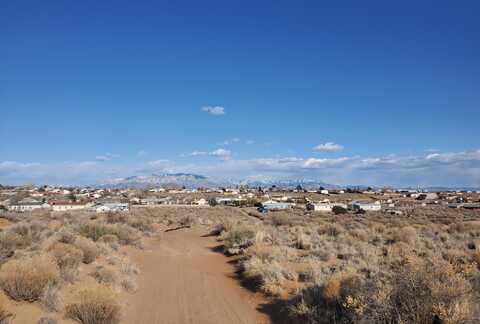 713 8th Avenue SW, Rio Rancho, NM 87124