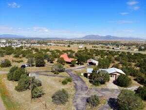 2005 Old Us Hwy 66, Edgewood, NM 87015