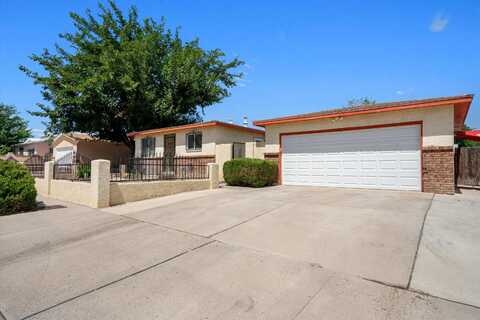 8809 Shone Avenue SW, Albuquerque, NM 87121