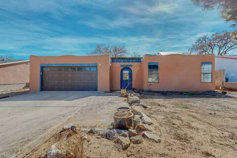 6304 FLOR DEL SOL Place NW, Albuquerque, NM 87120