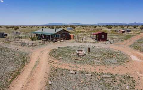 550 Peacock Road, McIntosh, NM 87032