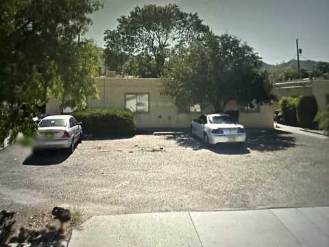 1712 Paisano Street NE, Albuquerque, NM 87112