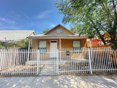 439 Pacific Avenue SW, Albuquerque, NM 87102