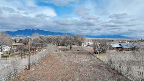 6525 Corrales Road, Corrales, NM 87048