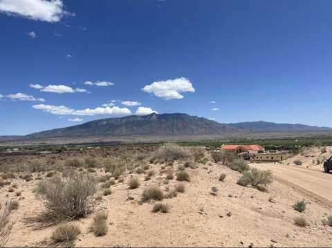 6707 Milpa Alta Road NE, Rio Rancho, NM 87144